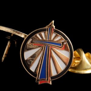 Light of the World (Youth Recognition Pin – Discipleship (Cross))